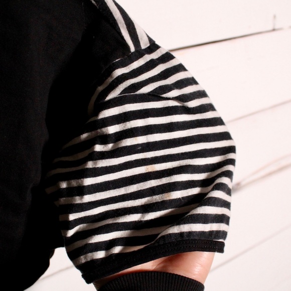 Made in Cali Crop Top Stripes/Black - Picture 9 of 9